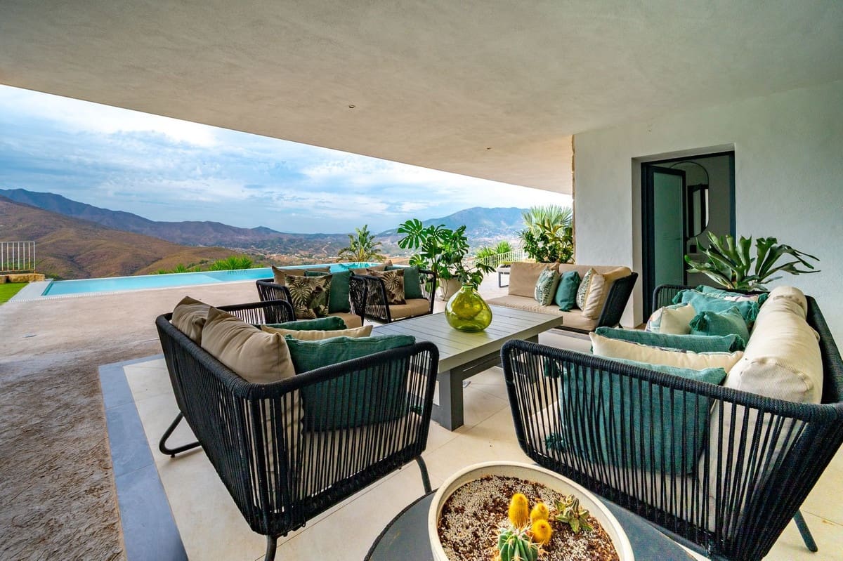 3 soveværelse Villa til salg i La Cala Golf med swimmingpool garage - € 2.690.000 (Ref: 10159880)