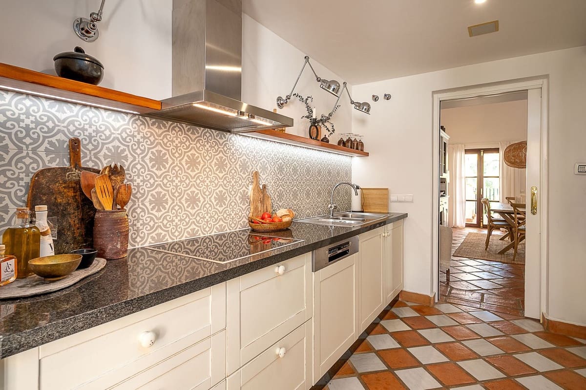3 soveværelse Byhus til salg i Mijas Costa med swimmingpool garage - € 790.000 (Ref: 10163294)
