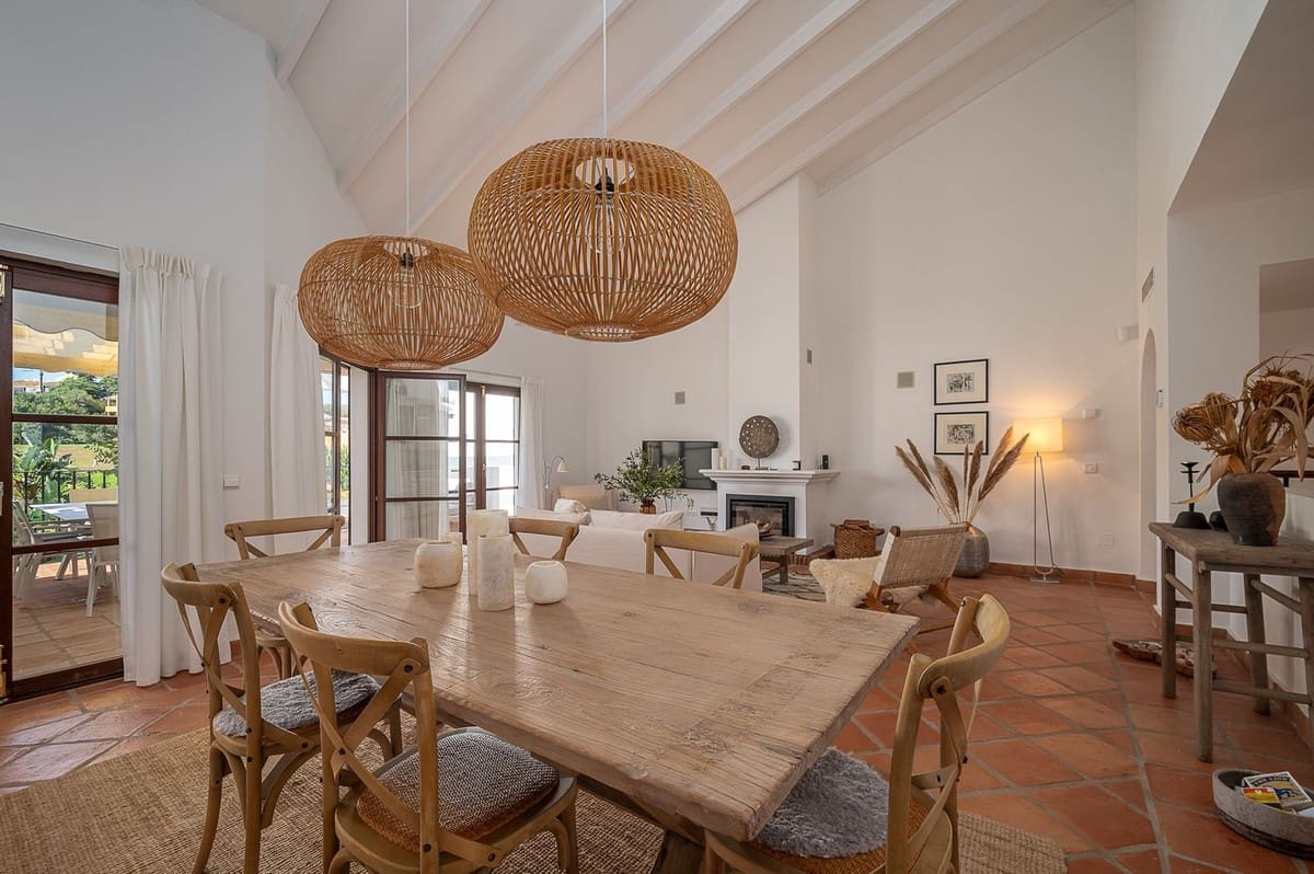 3 soveværelse Byhus til salg i Mijas Costa med swimmingpool garage - € 790.000 (Ref: 10163294)