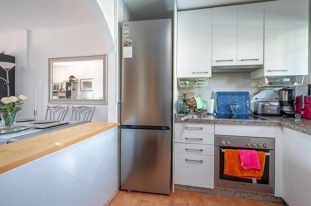 1 soveværelse Lejlighed til salg i La Cala de Mijas, Mijas med swimmingpool garage - € 299.000 (Ref: 10165627)