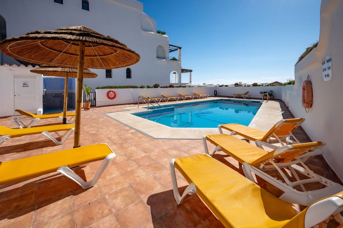 3 soverom Leilighet til salgs i Riviera del Sol med svømmebasseng garasje - € 375 000 (Ref: 10172467)
