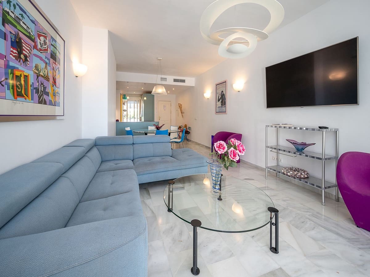 Apartamento de 2 habitaciones en La Cala de Mijas en alquiler vacacional con piscina garaje - 1.393 € (Ref: 3216217)