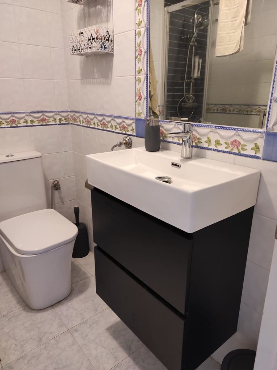 2 bedroom Apartment for holiday rental in La Cala de Mijas with pool - € 700 (Ref: 3216218)