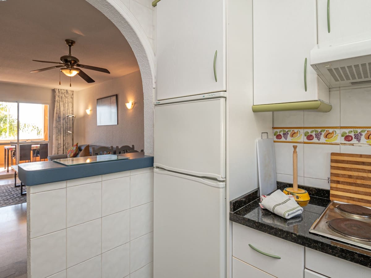 Apartamento de 2 habitaciones en La Cala de Mijas en alquiler vacacional con piscina garaje - 700 € (Ref: 3216219)