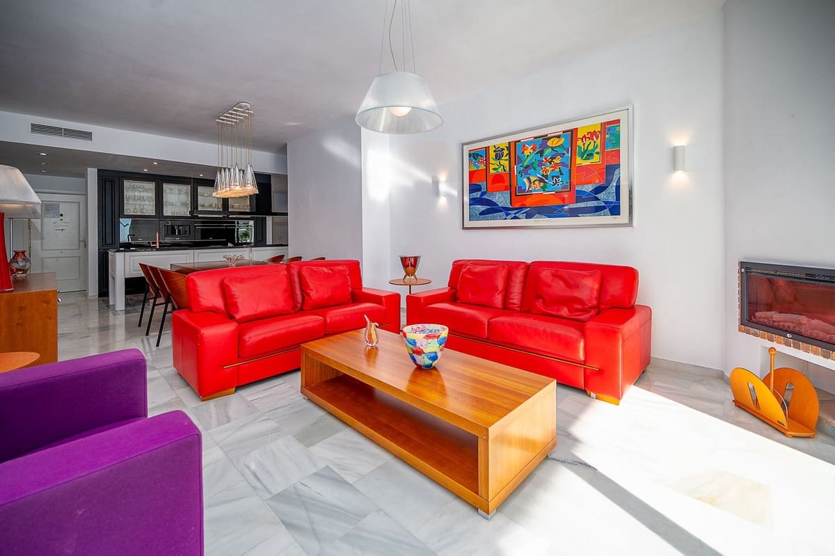 3 slaapkamer Appartement voor vakantieverhuur in La Cala de Mijas met zwembad garage - € 1.743 (Ref: 3216221)