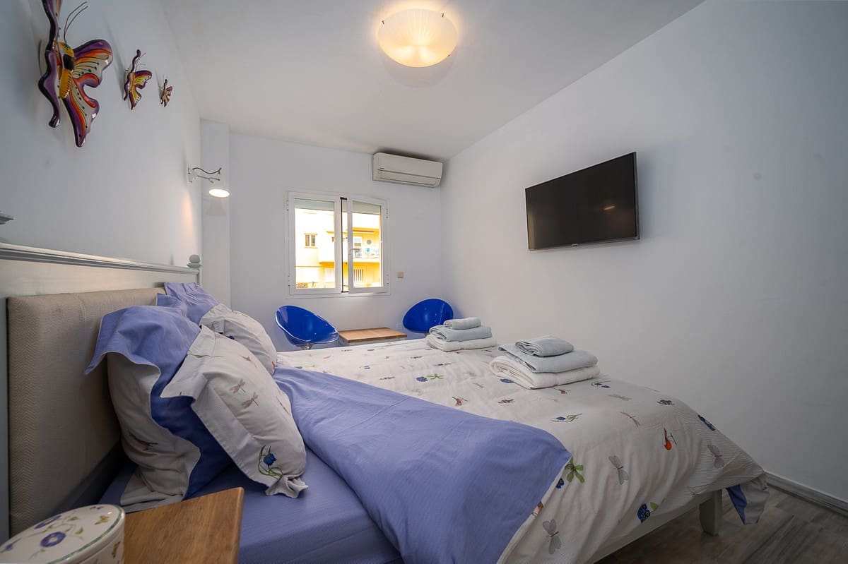 Appartement de 3 chambres de location de vacances à La Cala de Mijas avec piscine garage - 1 743 € (Ref: 3216222)