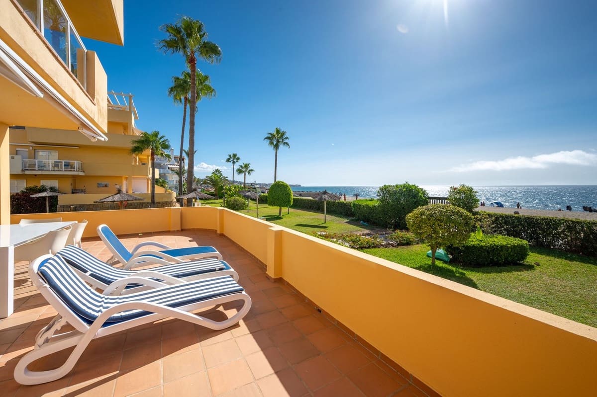 3 bedroom Apartment for holiday rental in La Cala de Mijas with pool garage - € 1,743 (Ref: 3216222)