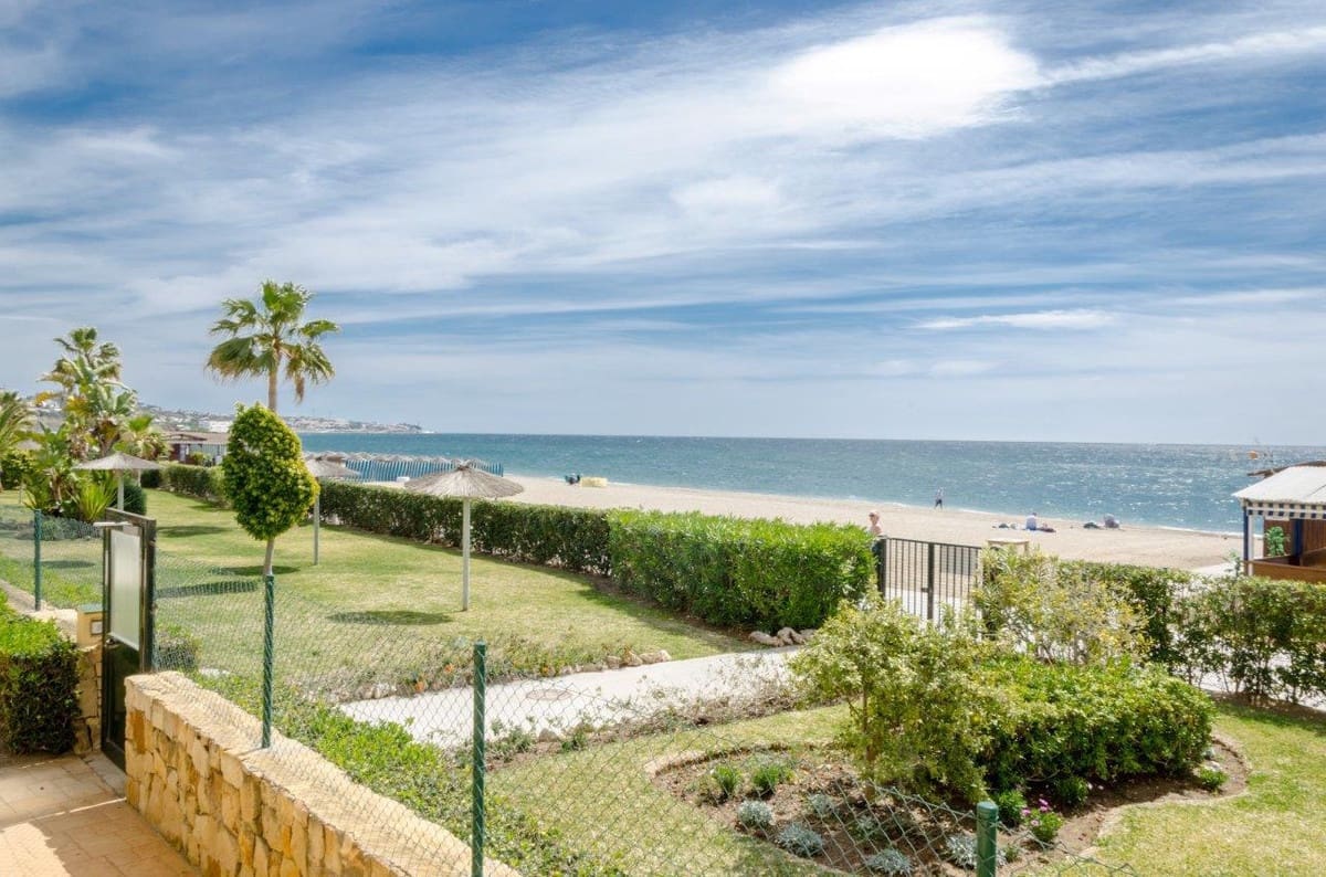 3 bedroom Apartment for holiday rental in La Cala de Mijas with pool garage - € 1,743 (Ref: 3216222)