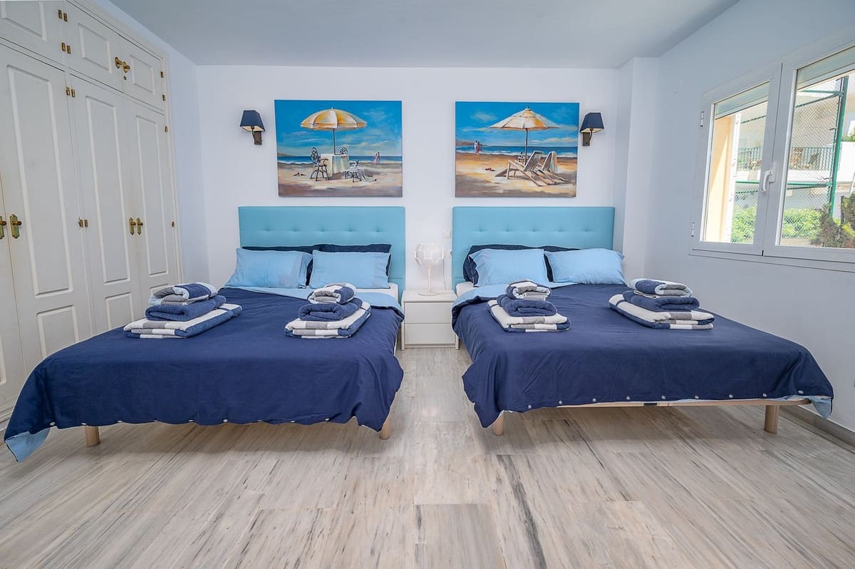 Apartamento de 2 habitaciones en La Cala de Mijas en alquiler vacacional con piscina garaje - 1.603 € (Ref: 3366507)