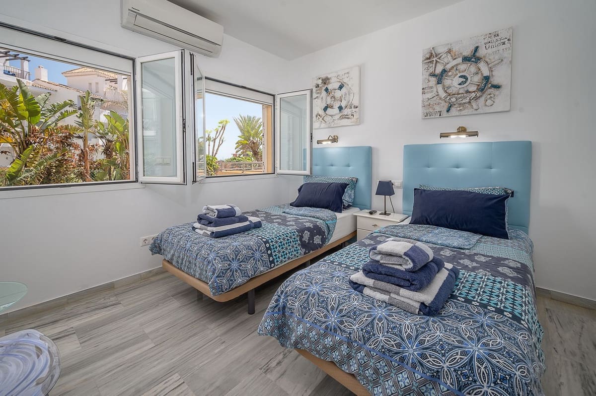 Appartement de 2 chambres de location de vacances à La Cala de Mijas avec piscine garage - 1 603 € (Ref: 3366507)