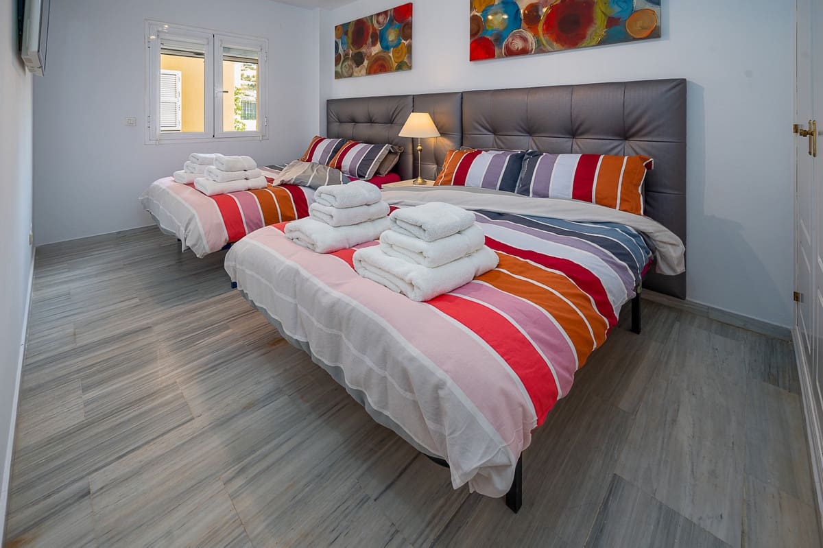 Apartamento de 3 habitaciones en La Cala de Mijas en alquiler vacacional con piscina garaje - 1.603 € (Ref: 3366509)