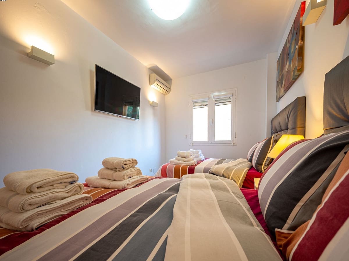 Apartamento de 3 habitaciones en La Cala de Mijas en alquiler vacacional con piscina garaje - 1.603 € (Ref: 3366509)