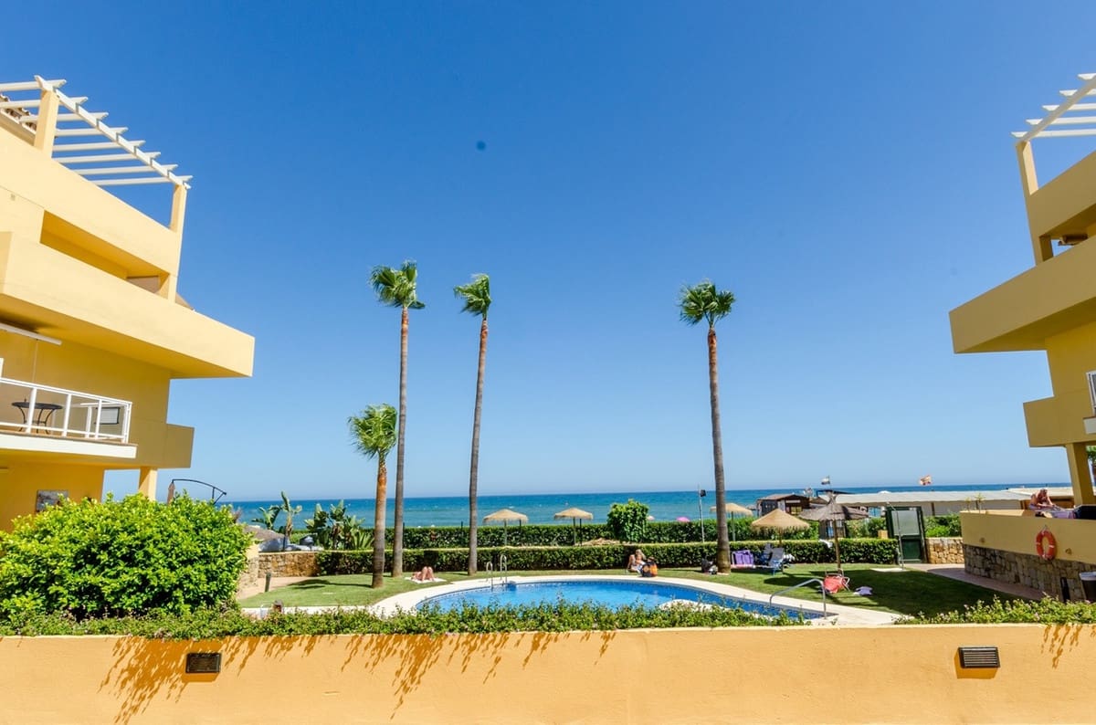 3 bedroom Apartment for holiday rental in La Cala de Mijas with pool garage - € 1,603 (Ref: 3366509)