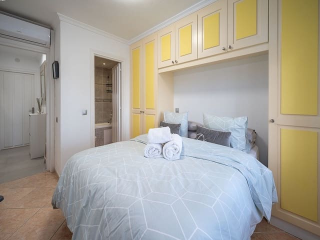   2 soveværelse   ferieLejlighed i Riviera del Sol, Mijas med   swimmingpool  garage  - € 770 (Ref: 3752582)