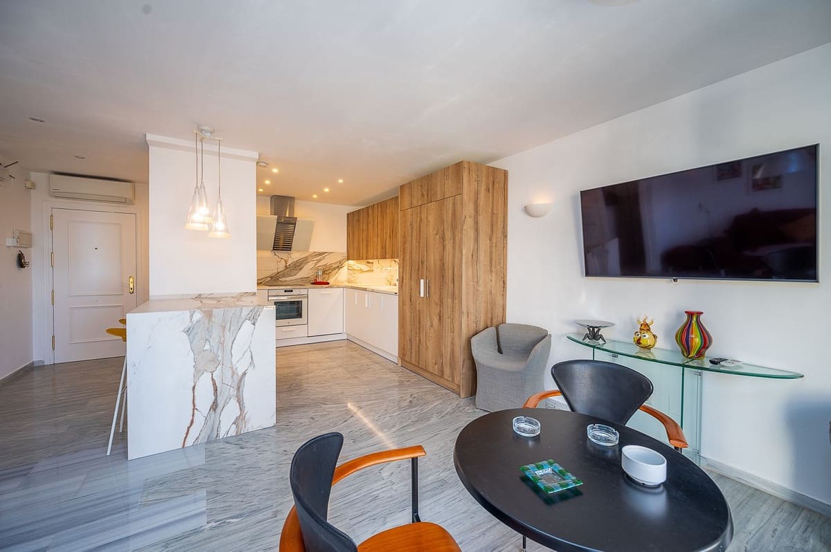 Apartamento de 2 habitaciones en La Cala de Mijas en alquiler vacacional con piscina garaje - 1.183 € (Ref: 5491397)