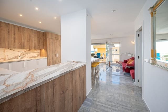   2 soveværelse   ferieLejlighed i La Cala de Mijas, Mijas med   swimmingpool  garage  - € 1.183 (Ref: 5491397)