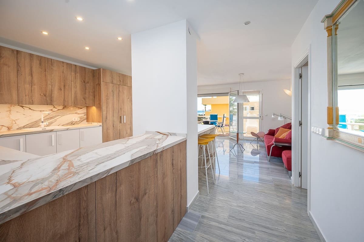 Appartement de 2 chambres de location de vacances à La Cala de Mijas avec piscine garage - 1 183 € (Ref: 5491397)