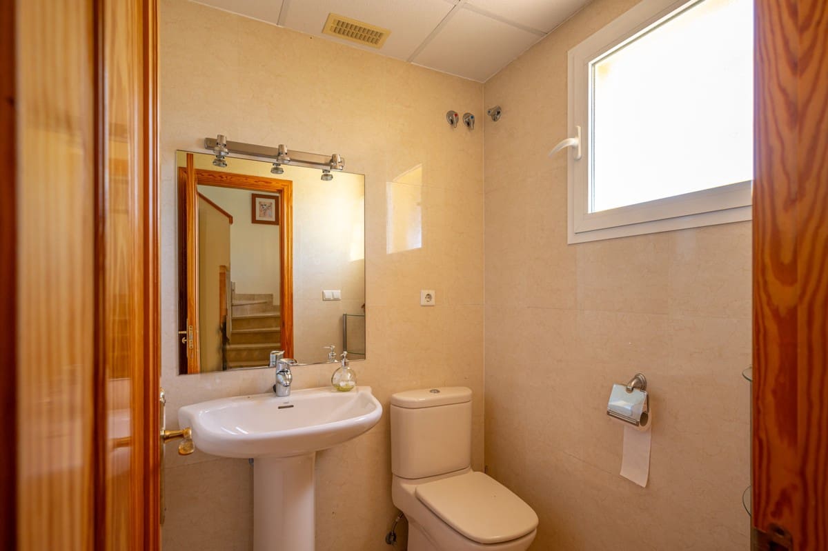 3 sypialnia Dom na kwatery wakacyjne w La Cala de Mijas z basenem garażem - 1 050 € (Ref: 5493157)