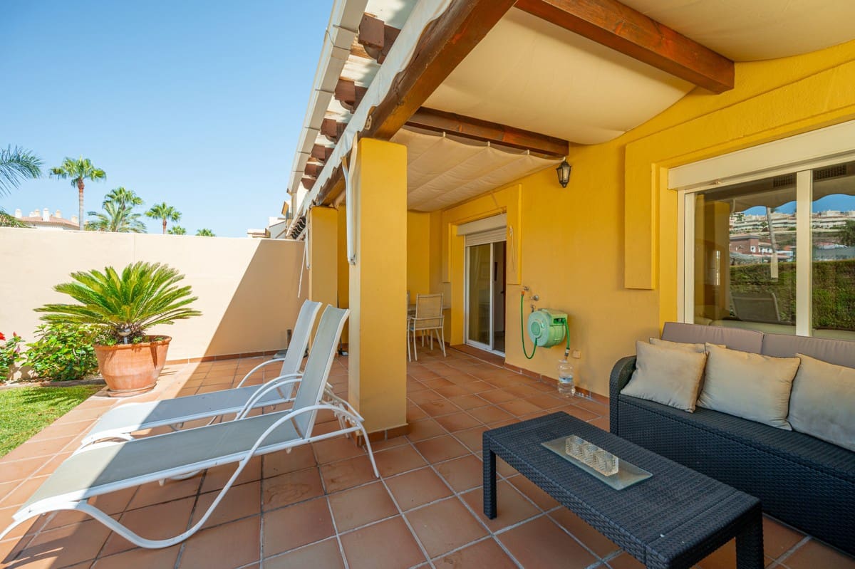 3 sypialnia Dom na kwatery wakacyjne w La Cala de Mijas z basenem garażem - 1 050 € (Ref: 5493157)