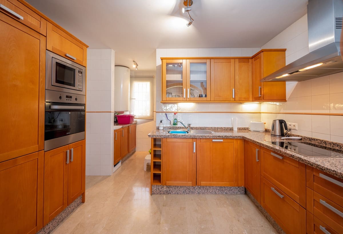 3 camera da letto Casa da affitare come casa vacanza in La Cala de Mijas con piscina garage - 1.050 € (Rif: 5493157)