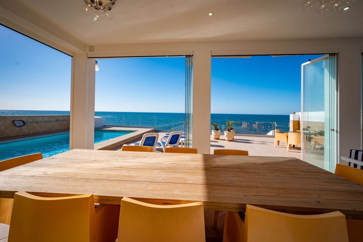 5 sypialnia Willa na sprzedaż w La Cala de Mijas z basenem garażem - 1 995 000 € (Ref: 5661388)