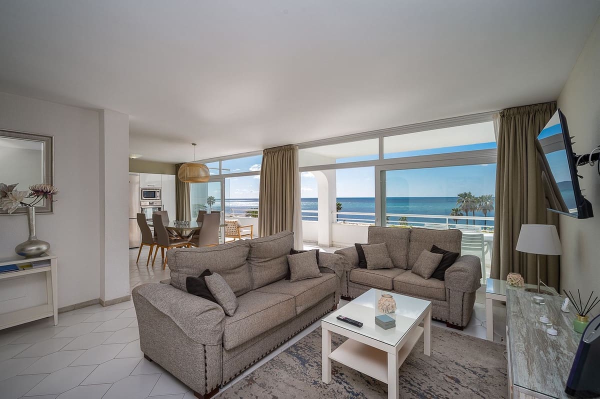 3 quarto Penthouse para arrendamento para férias em Miraflores com piscina Garagem - 1 753 € (Ref: 7238161)