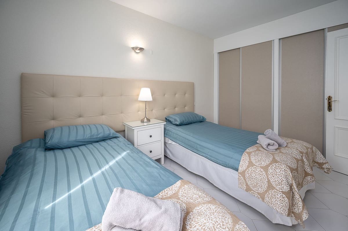 3 quarto Penthouse para arrendamento para férias em Miraflores com piscina Garagem - 1 753 € (Ref: 7238161)