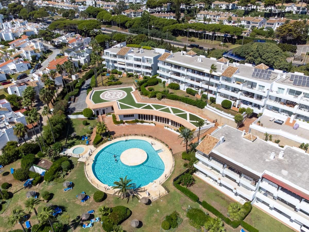 3 sovrum Takvåning för semesterbostäder i Miraflores med pool garage - 1 753 € (Ref: 7238161)
