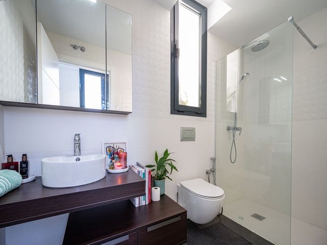 Chalet de 4 habitaciones en La Cala Golf, Mijas en venta con piscina garaje - 1.300.000 € (Ref: 7500139)