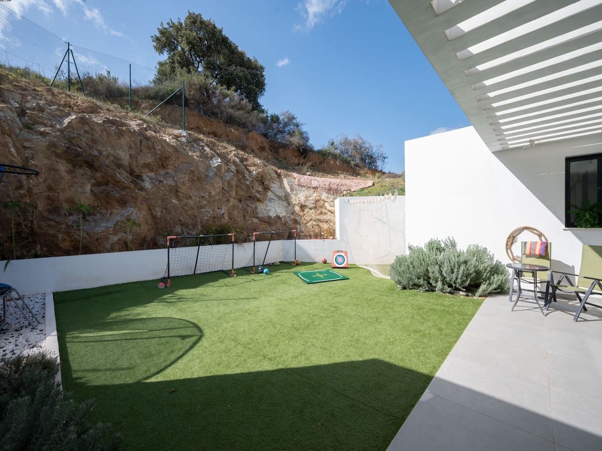 4 soverom Villa til salgs i La Cala Golf med svømmebasseng garasje - € 1 300 000 (Ref: 7500139)