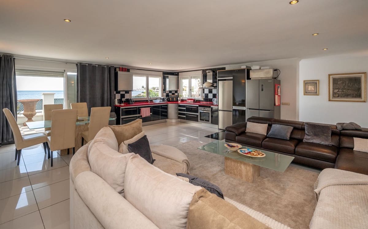 5 soveværelse Villa til salg i El Chaparral med swimmingpool garage - € 1.200.000 (Ref: 8172781)