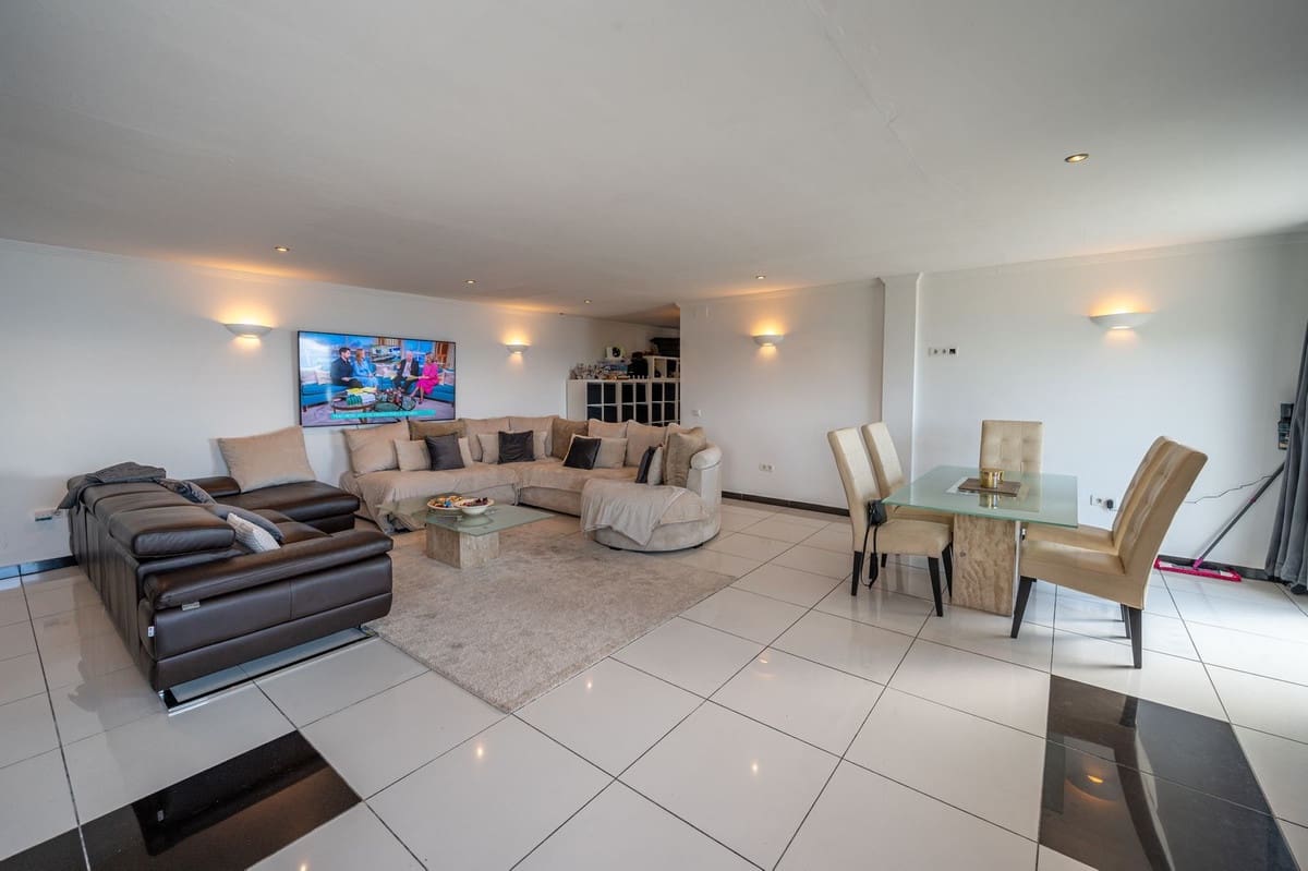 5 soveværelse Villa til salg i El Chaparral med swimmingpool garage - € 1.200.000 (Ref: 8172781)