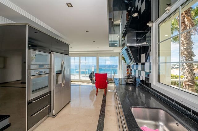 5 soverom Villa til salgs i El Chaparral, Mijas med svømmebasseng garasje - € 1 200 000 (Ref: 8172781)