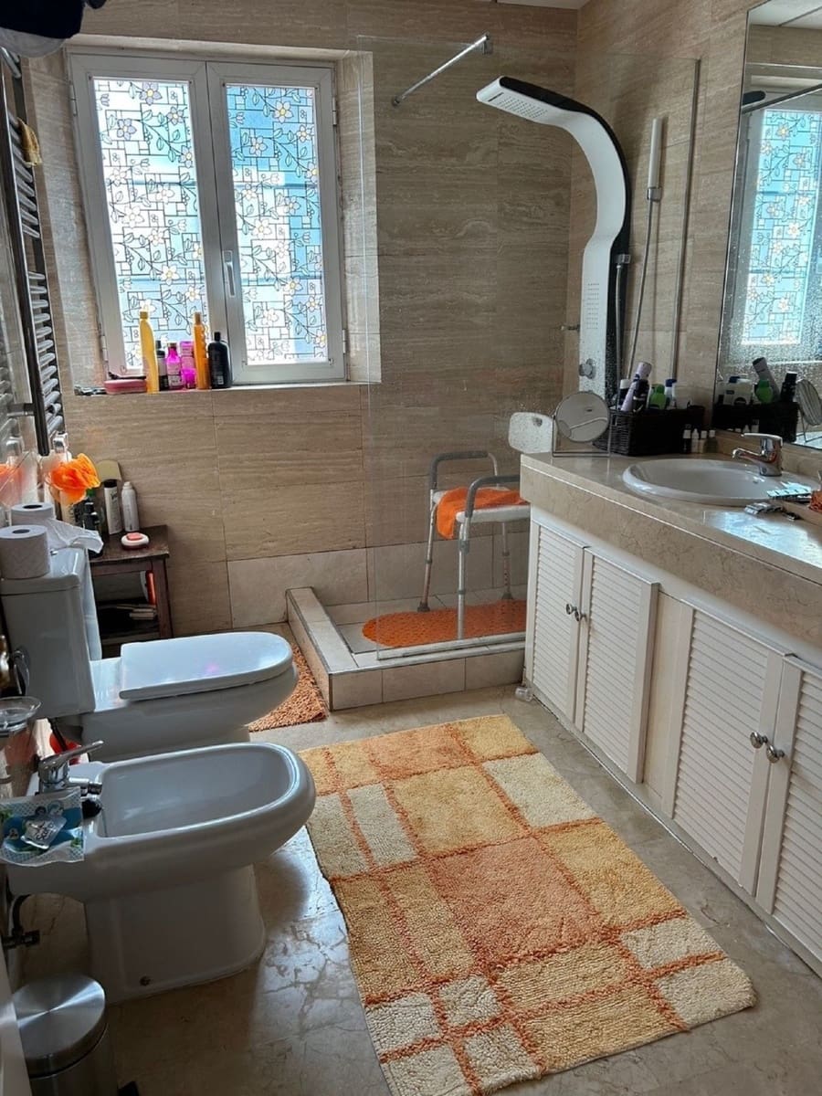 3 soveværelse Byhus til salg i Elviria med swimmingpool garage - € 725.000 (Ref: 8515726)