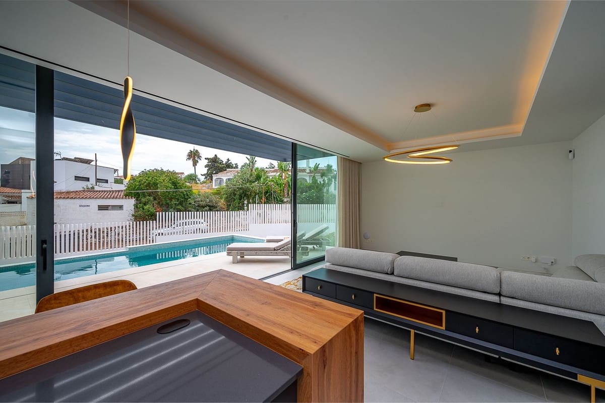 4 camera da letto Villa in vendita in El Chaparral con piscina garage - 1.995.000 € (Rif: 8530475)