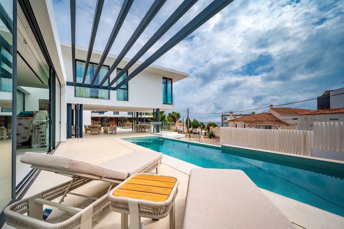 4 camera da letto Villa in vendita in El Chaparral con piscina garage - 1.995.000 € (Rif: 8530475)