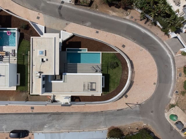 4 soveværelse Villa til salg i El Chaparral, Mijas med swimmingpool garage - € 1.995.000 (Ref: 8530475)
