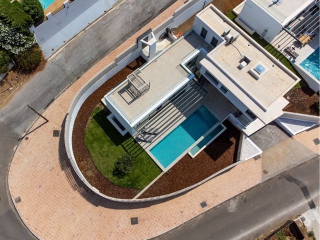 4 soveværelse Villa til salg i El Chaparral, Mijas med swimmingpool garage - € 1.995.000 (Ref: 8530475)