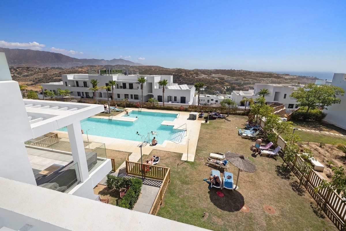 3 camera da letto Appartamento da affittare in La Cala de Mijas con piscina - 4.000 € (Rif: 8613971)