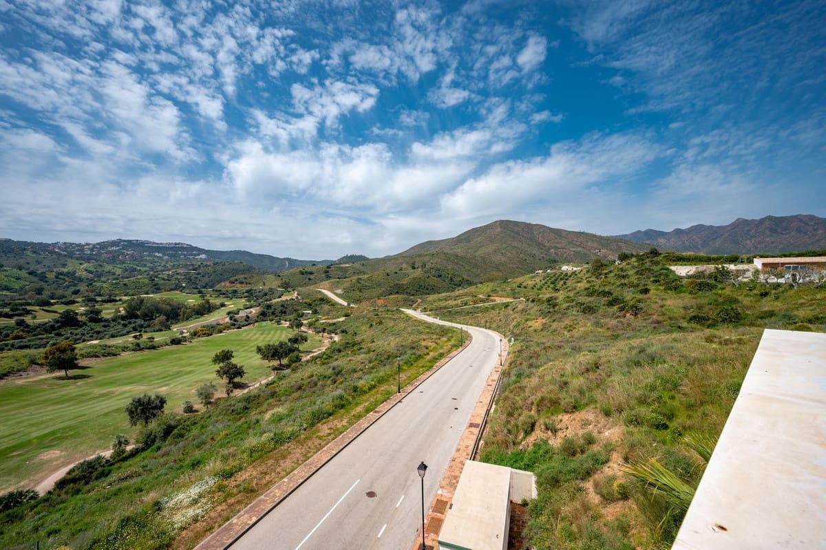 3 soveværelse Penthouse til salg i La Cala Golf med swimmingpool garage - € 649.000 (Ref: 8912090)