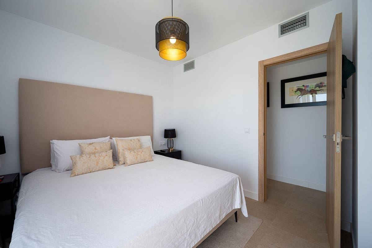 3 slaapkamer Penthouse te koop in La Cala Golf met zwembad garage - € 550.000 (Ref: 8912090)