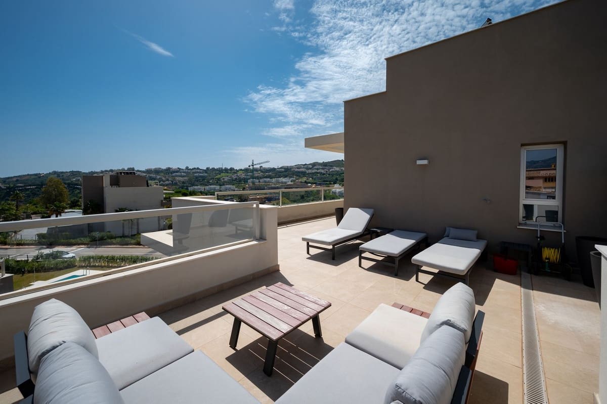 3 slaapkamer Penthouse te koop in La Cala Golf met zwembad garage - € 550.000 (Ref: 8912090)