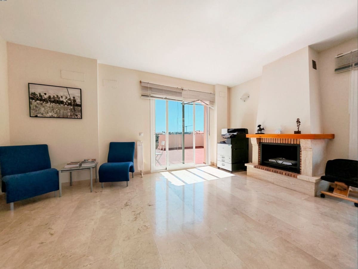 3 Zimmer Penthouse zu verkaufen in Mijas Costa mit Pool Garage - 540.000 € (Ref: 8951971)