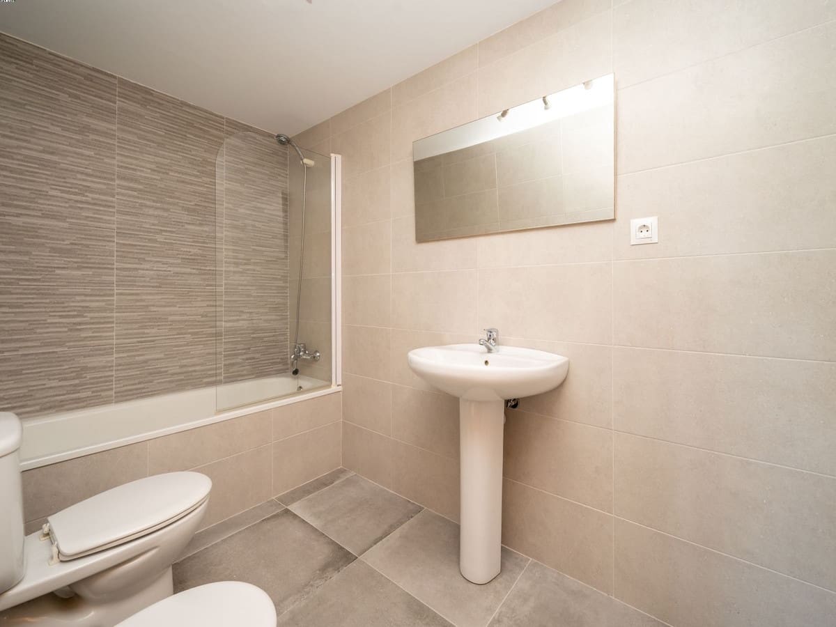 2 bedroom Apartment for sale in Mijas Costa with pool garage - € 295,000 (Ref: 8967393)