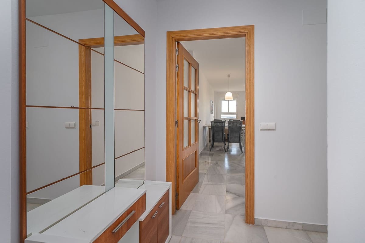 2 bedroom Apartment for sale in Mijas Costa with pool garage - € 295,000 (Ref: 8967393)