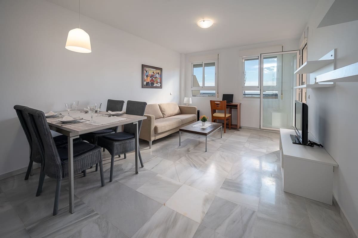 2 bedroom Apartment for sale in Mijas Costa with pool garage - € 295,000 (Ref: 8967393)