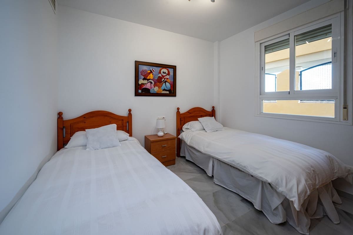 2 bedroom Apartment for sale in Mijas Costa with pool garage - € 295,000 (Ref: 8967393)