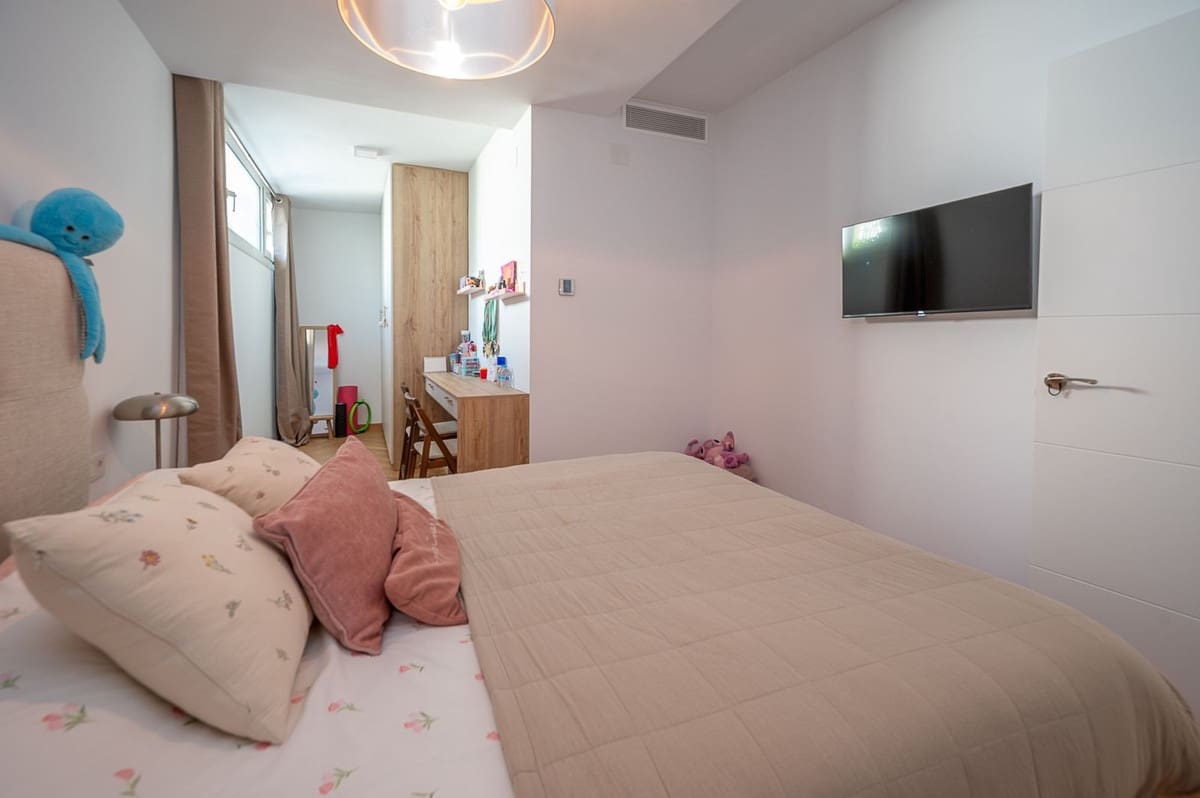 5 chambre Villa/Maison à vendre à La Cala de Mijas avec piscine garage - 1 590 000 € (Ref: 8993188)