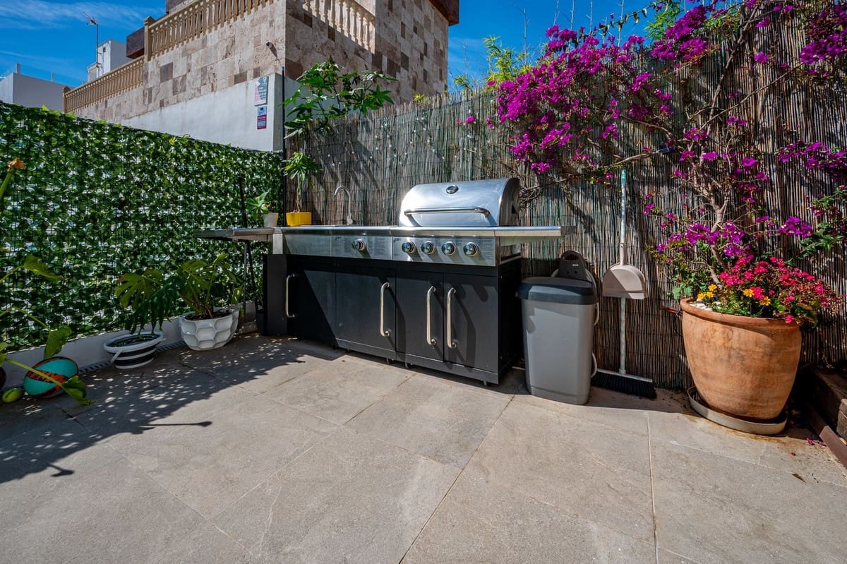 5 chambre Villa/Maison à vendre à La Cala de Mijas avec piscine garage - 1 590 000 € (Ref: 8993188)