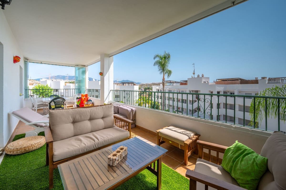 3 soveværelse Lejlighed til leje i Miraflores med swimmingpool garage - € 2.100 (Ref: 9164260)